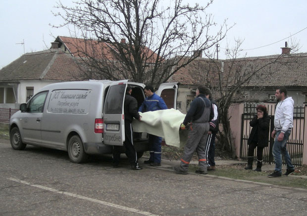 ПРЕСУДА ЗА СТРАВИЧАН ЗЛОЧИН У ПРУГОВУ: Убио комшију муницијом за одстрел крупне дивљачи, добио 15 година затвора